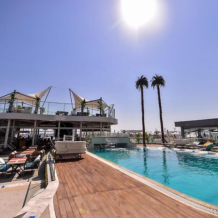 White Tower Private Apartment Beach View ママイア エクステリア 写真